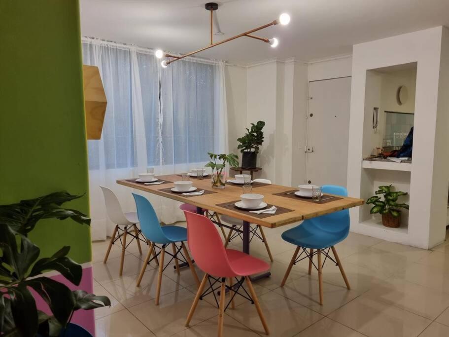Appartamento El Jardin De Manila Medellín Esterno foto