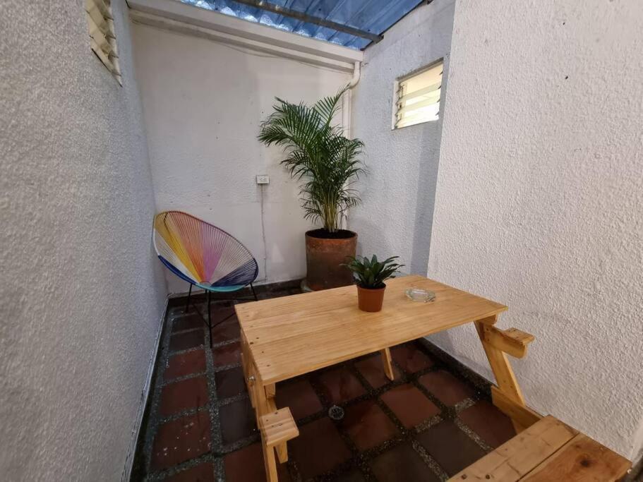 Appartamento El Jardin De Manila Medellín Esterno foto